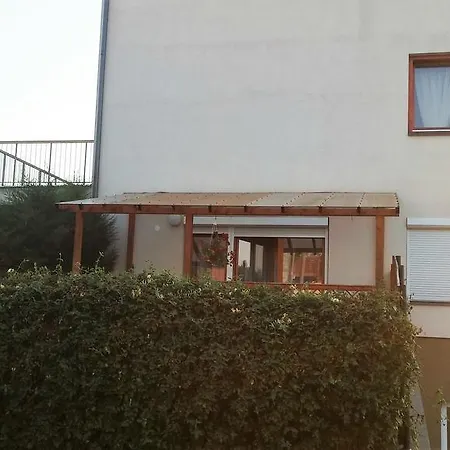 Otthonka Apartman Апартаменты Эгер