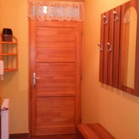 Otthonka Apartman Эгер