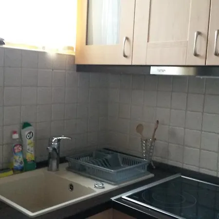 Otthonka Apartman Эгер