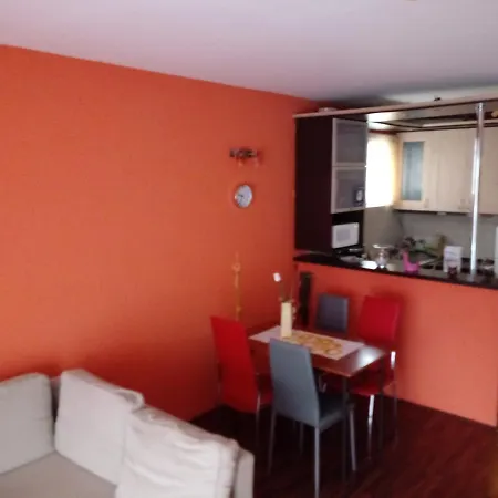 Otthonka Apartman * Эгер