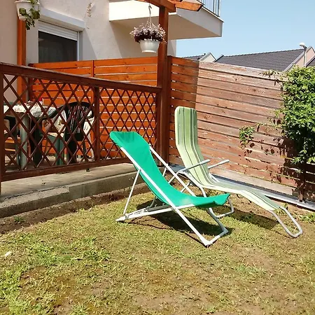 Otthonka Apartman Апартаменты *